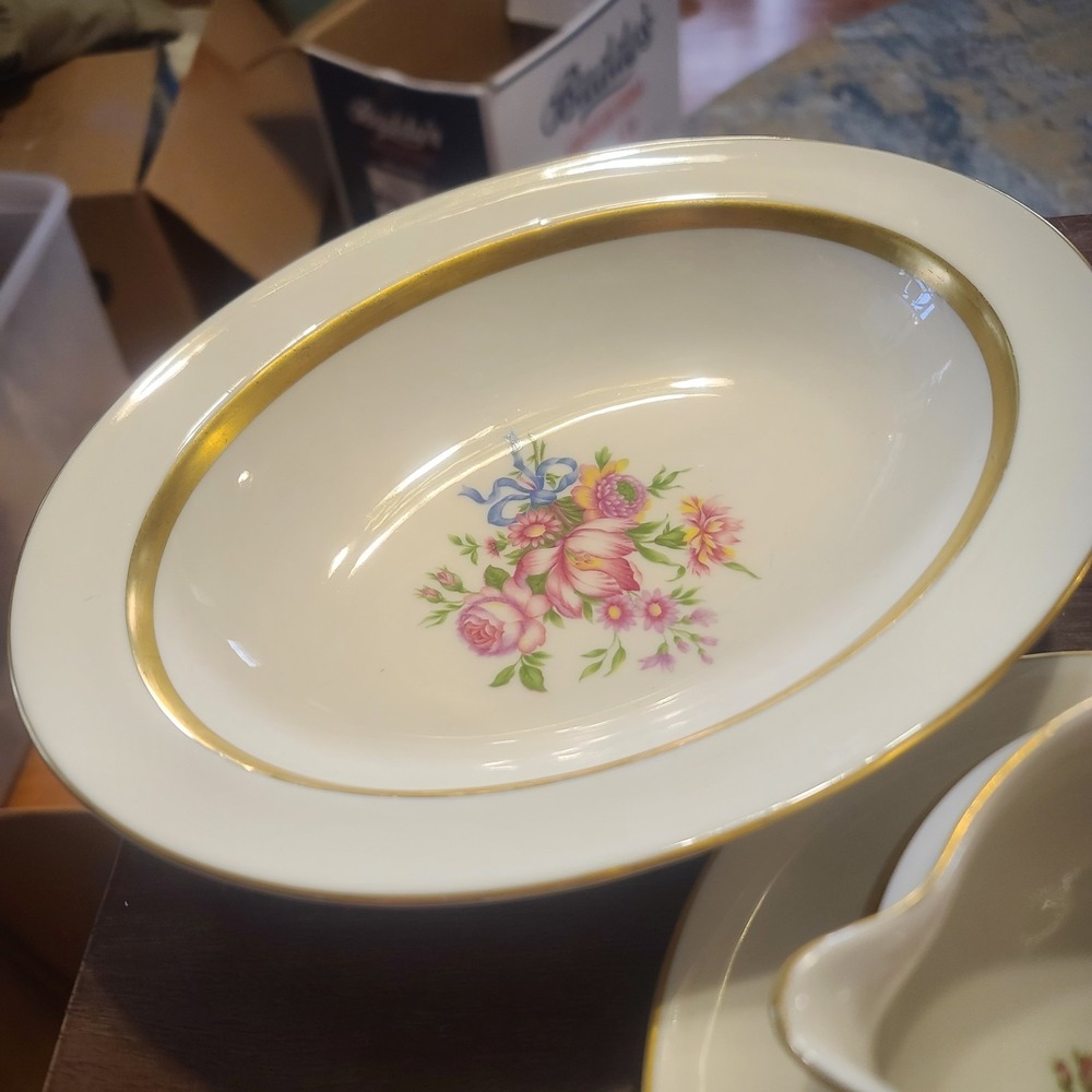 Theodore Haviland "Kenmore" Made in USA‎ Oval Serving Bowl Floral Gold Rim VGC